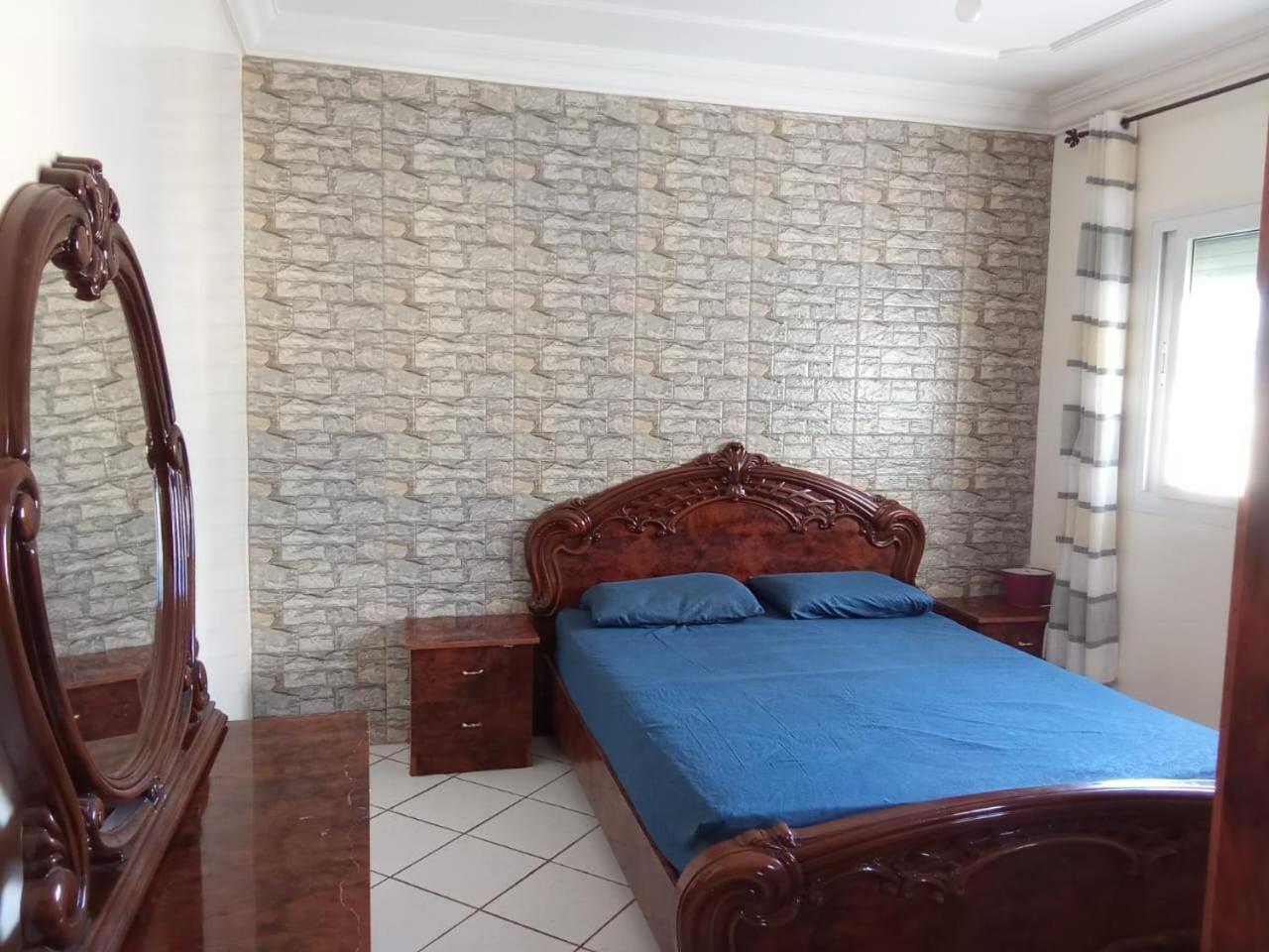 Spacieux Et Bien Desservi A Apartamento Agadir